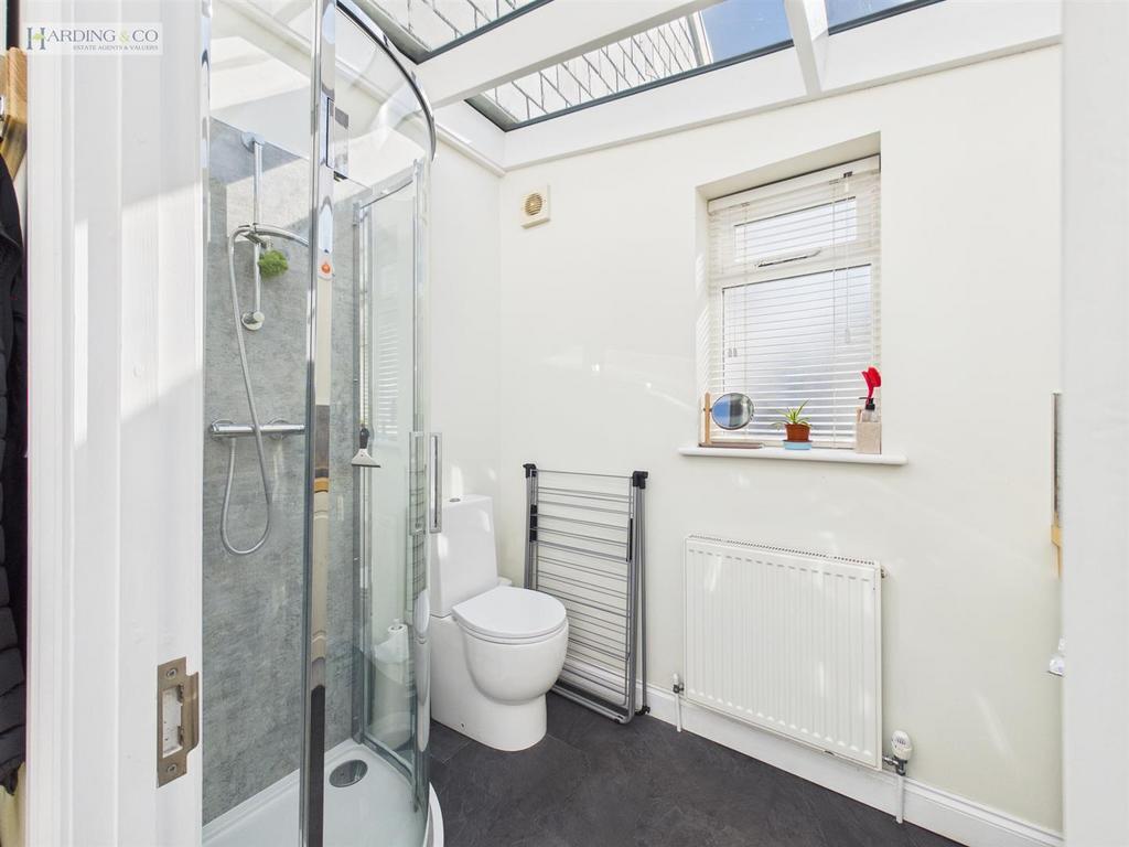 Shower Room Utility Space .1.jpg