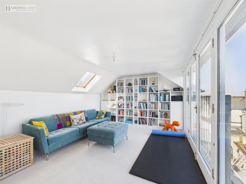 Bedroom Lookout .2.jpg