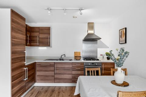 2 bedroom apartment for sale, St. Georges Grove, London