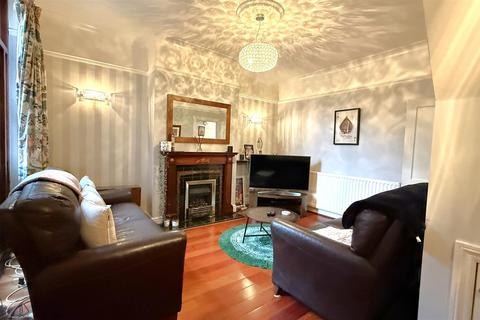 3 bedroom terraced house for sale, First Avenue, Birmingham B29