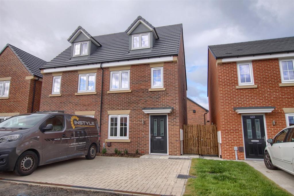 Coleus Close, Ingleby Barwick 3 bed semi-detached house for sale - £199,995