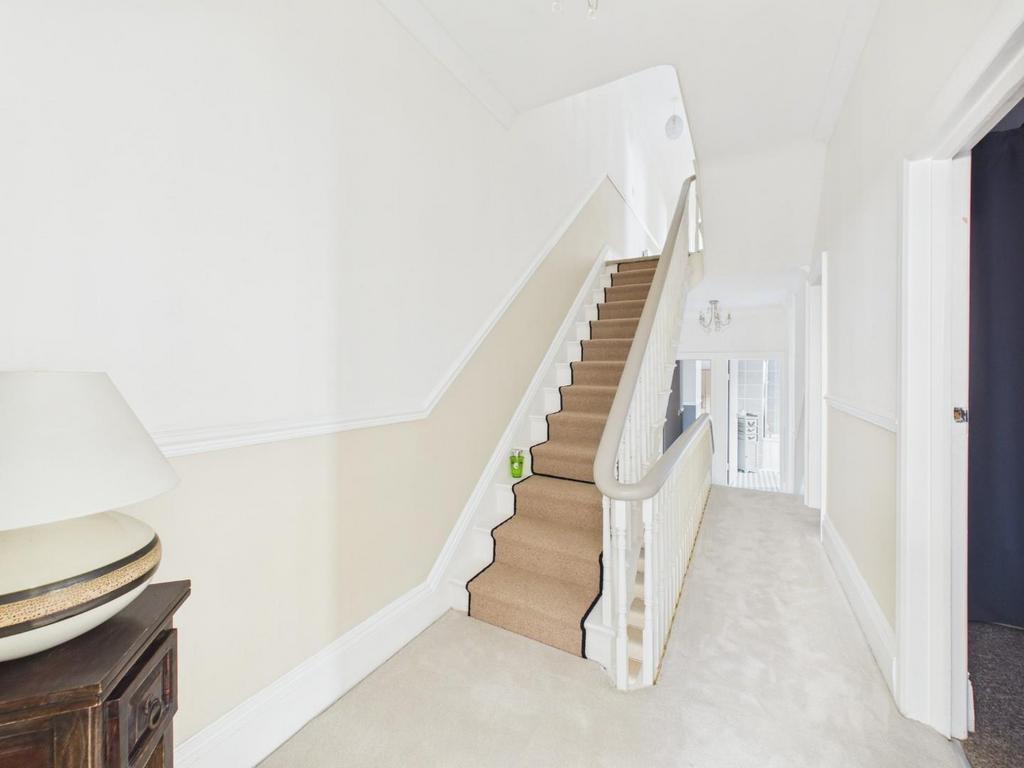 CAM04169 G0-PR0195-STILL039.jpg