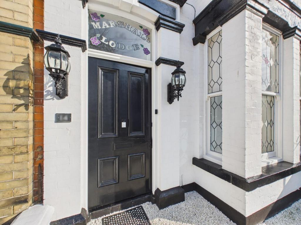 CAM04169 G0-PR0195-STILL006.jpg