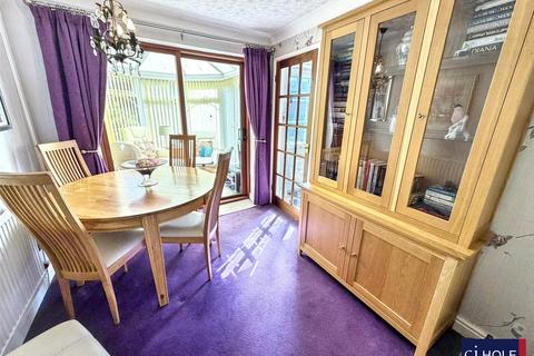 undefined, Insley Gardens, Hucclecote, Gloucester, GL3