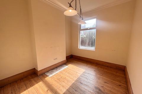 undefined, Malm Street, HULL