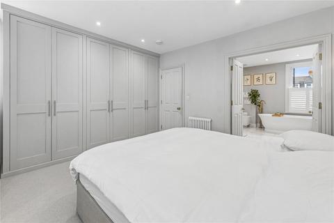 5 bedroom terraced house for sale, Swaffield Road, SW18