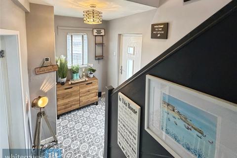 3 bedroom semi-detached house for sale, Derwent Road, Athersley South, S71