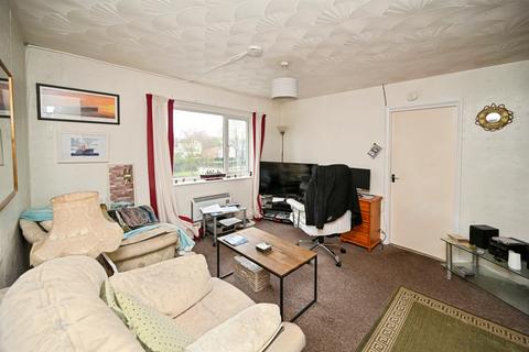 7 bedroom semi-detached house for sale, Scarbrough Avenue, SKEGNESS