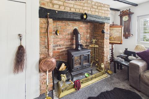 3 bedroom cottage for sale, Trevalyn, Rossett, Wrexham, LL12