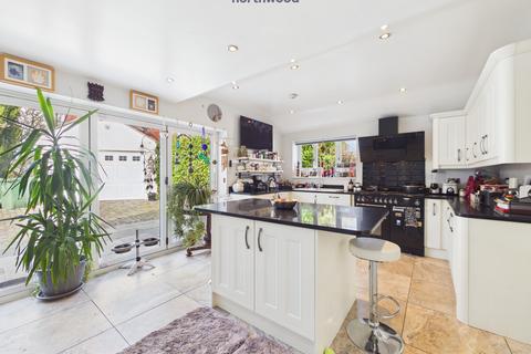 3 bedroom cottage for sale, Trevalyn, Rossett, Wrexham, LL12