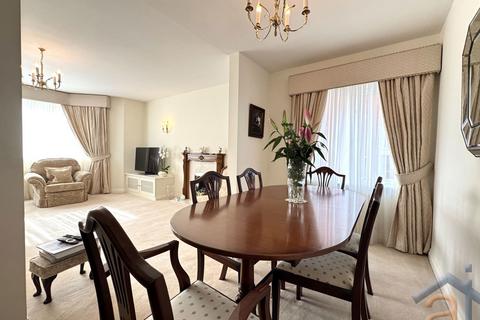 3 bedroom flat for sale, Grosvenor Road, Southport, PR8 2HT