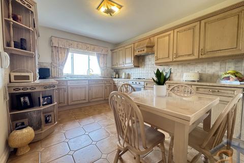 3 bedroom flat for sale, Grosvenor Road, Southport, PR8 2HT