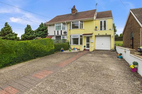 undefined, Ferriby High Road, North Ferriby