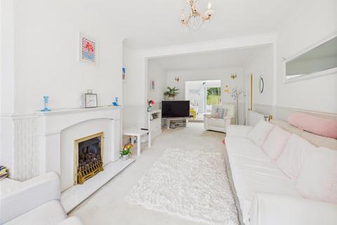 undefined, Ferriby High Road, North Ferriby