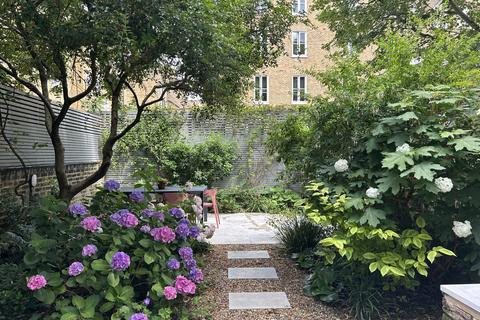 2 bedroom apartment for sale, Nevern Square, London, SW5