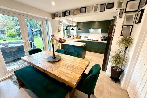 4 bedroom detached house for sale, Little Green Lane, Chertsey, Surrey, KT16