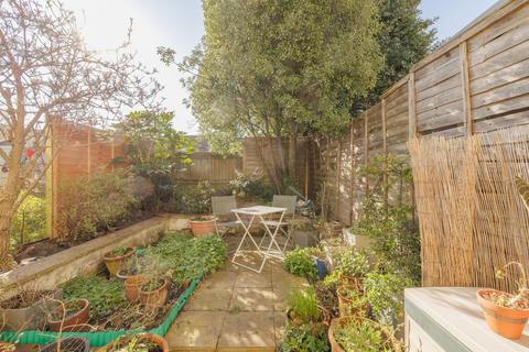 undefined, Britannia Road, Easton