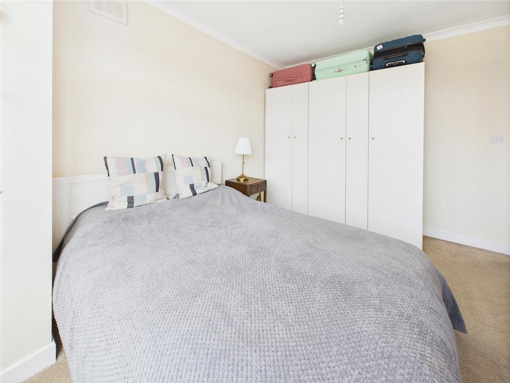 CAM03736 G0-PR0130-STILL009.jpg