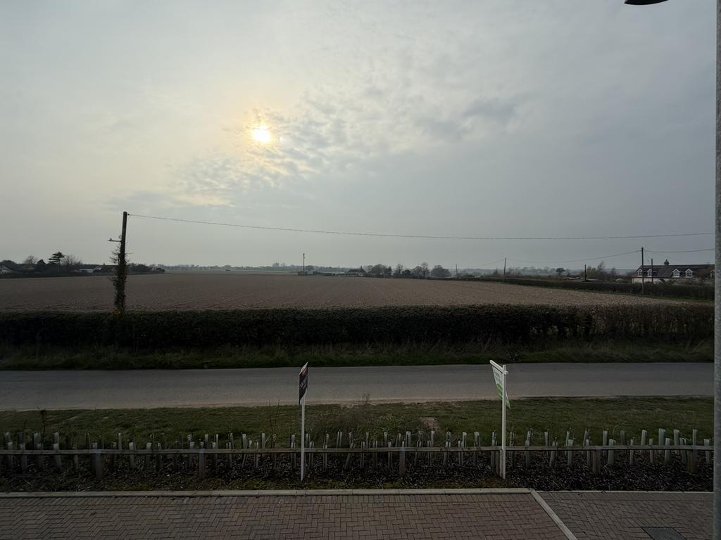 20260323 153959762 i OS