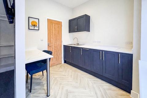 undefined, Room 3, 15 St John Street, Long Eaton