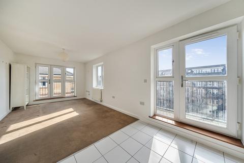 2 bedroom apartment for sale, Worcester Close, London