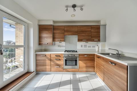 2 bedroom apartment for sale, Worcester Close, London