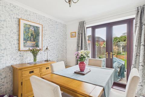 3 bedroom semi-detached house for sale, Brook Drive, Great Sankey, WA5