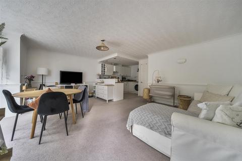 undefined, 2 Trafalgar Place, Abbey Foregate, Shrewsbury, SY2 5EH