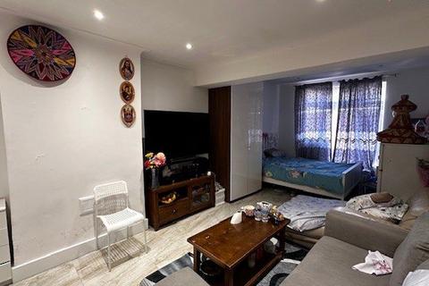 undefined, Mount Pleasant, Wembley, HA0