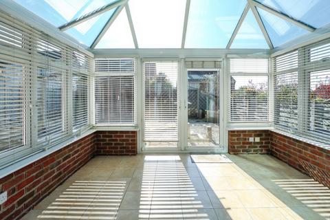 3 bedroom detached house for sale, Sundew Road, Broadstone, Dorset, BH18