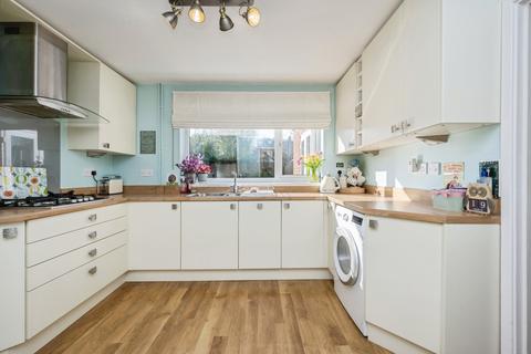 3 bedroom semi-detached house for sale, Plover Way, Bedford, Bedfordshire, MK41