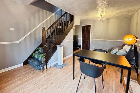 undefined, Flaxen Court, Bradford BD6