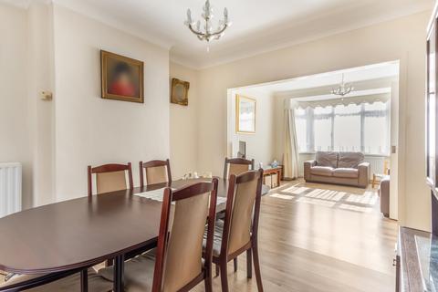3 bedroom terraced house for sale, The Fairway, Palmers Green, London, N13