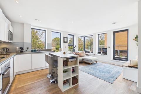 1 bedroom apartment to rent, Lower Richmond Road, Surrey