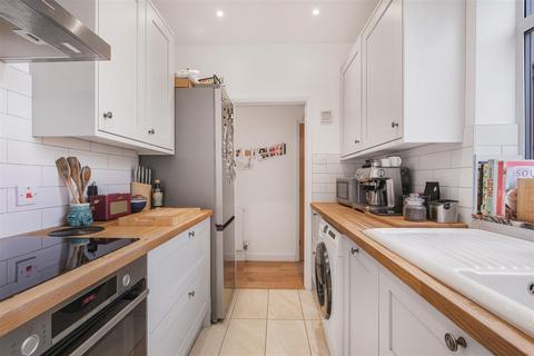 undefined, Queens Walk, London E4