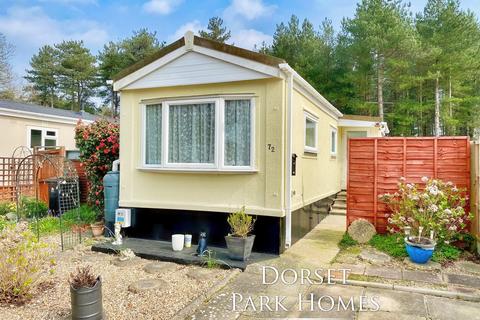 1 bedroom park home for sale, The Avenue, Oaktree Park, St Leonards, Ringwood, Hampshire