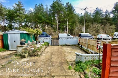 1 bedroom park home for sale, The Avenue, Oaktree Park, St Leonards, Ringwood, Hampshire