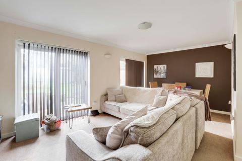 3 bedroom semi-detached house for sale, Edgewood Drive, Nottingham NG15