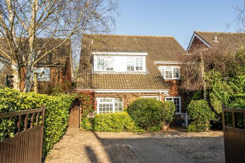 undefined, High Street, Flitwick, MK45