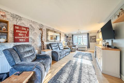 undefined, High Street, Flitwick, MK45