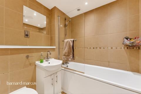 undefined, Kirk Rise, Sutton