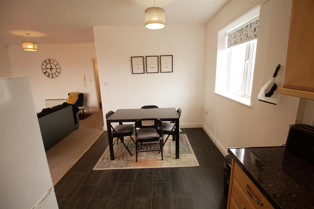 Dining area.jpg