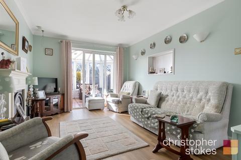 3 bedroom end of terrace house for sale, Holmesdale, Waltham Cross, Greater London, EN8 8RG