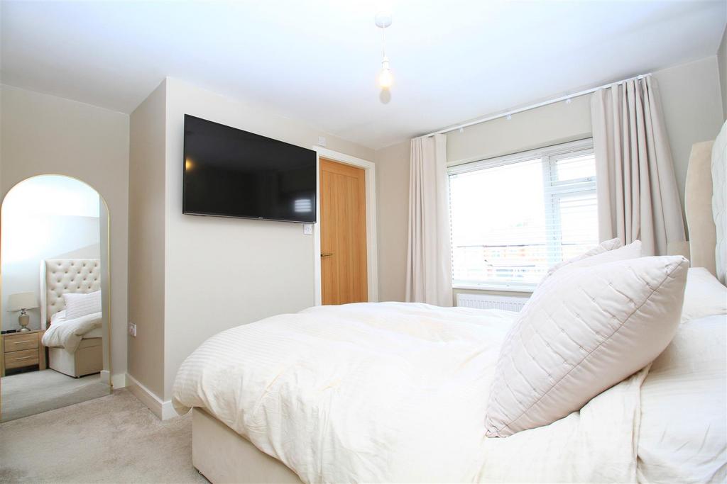 Bedroom One.jpg