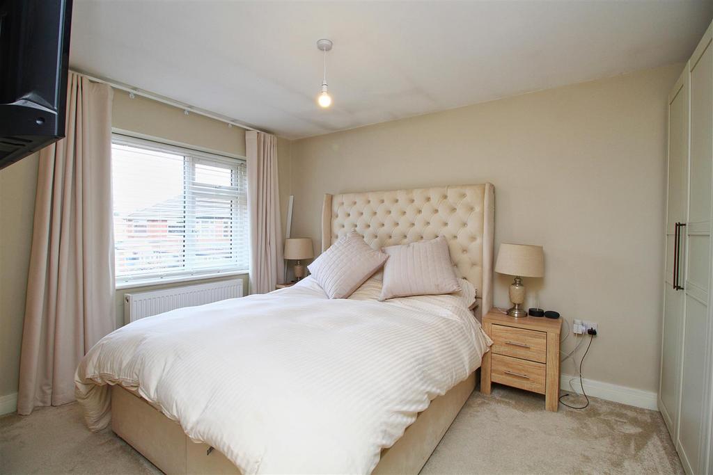 Bedroom One..jpg