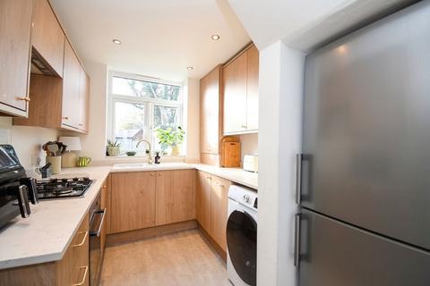 3 bedroom semi-detached house for sale, Fiddlers Lane, Irlam, M44