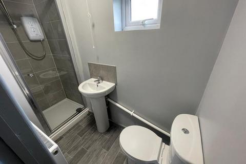 5 bedroom semi-detached house for sale, Chestnut Avenue, SPALDING