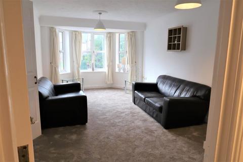 2 bedroom flat to rent, Alexandra Court The Esplanade, Penarth CF64