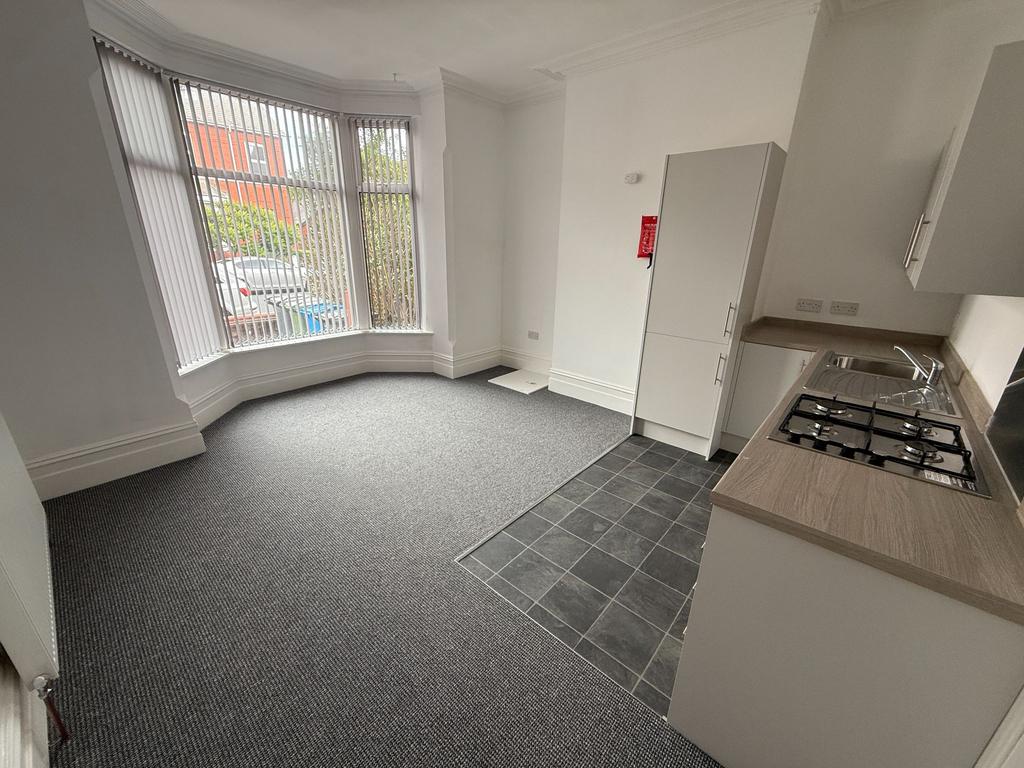 Lounge/Kitchen