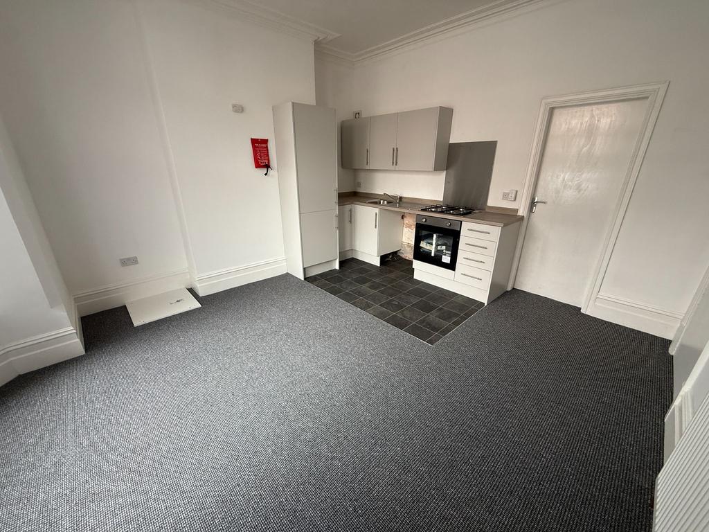 Lounge/Kitchen